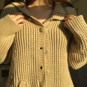 Sweater cardigan